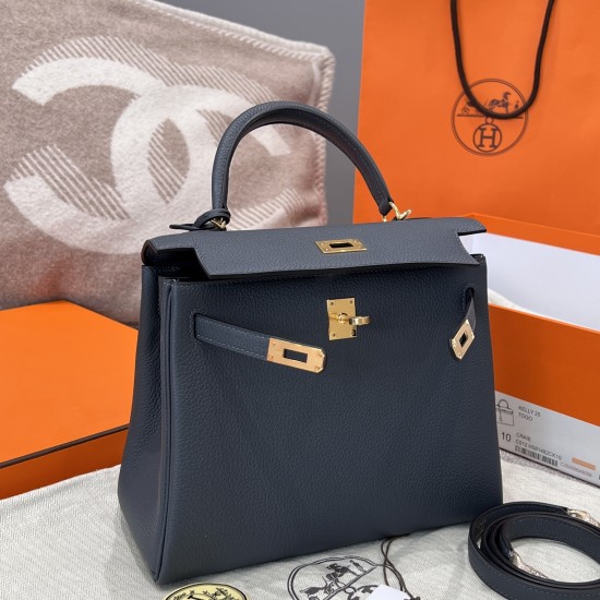 HERMÈS KELLY
