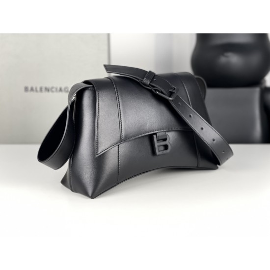 Balenciaga Downtown
