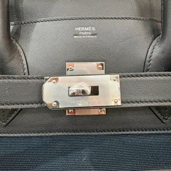 HERMÈS More