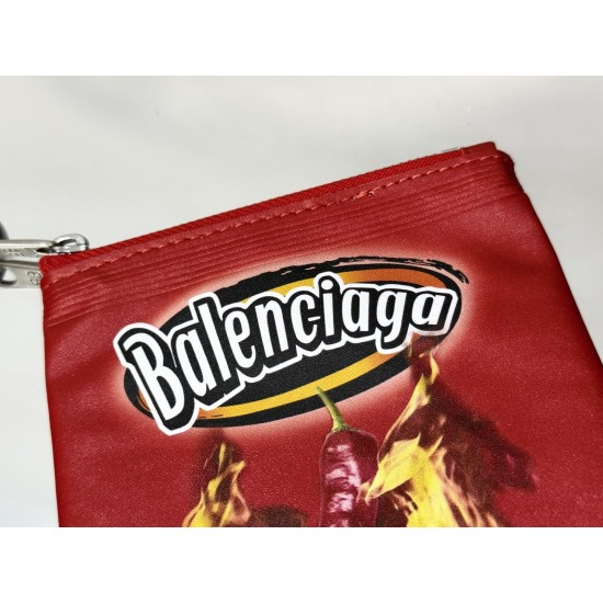 Balenciaga More ←