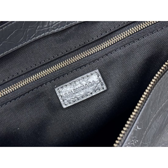 Balenciaga Le Cagole