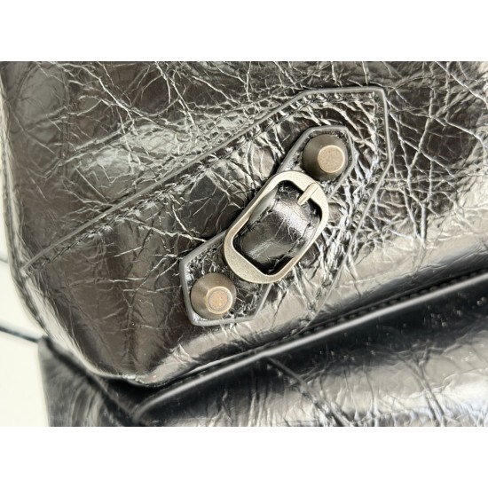 Balenciaga Le Cagole