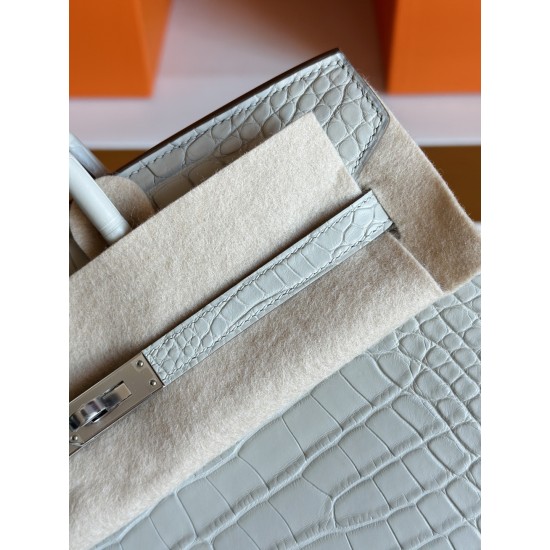 HERMÈS Birkin
