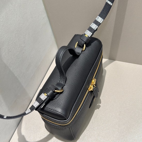 BURBERRY BAGS