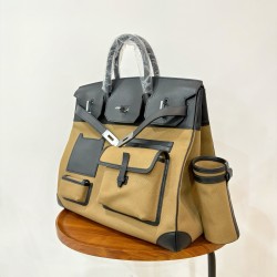 HERMÈS More