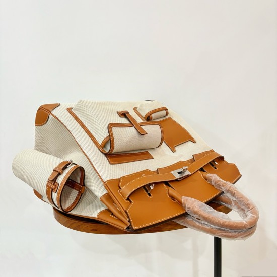 HERMÈS More