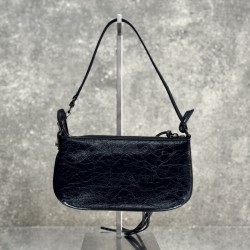 Balenciaga Le Cagole