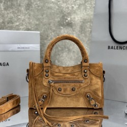 Balenciaga Le Cagole