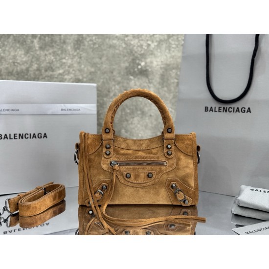 Balenciaga Le Cagole