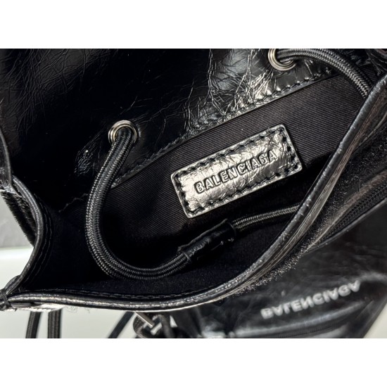 Balenciaga More ←
