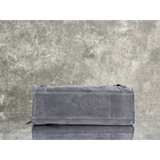 Balenciaga Le Cagole