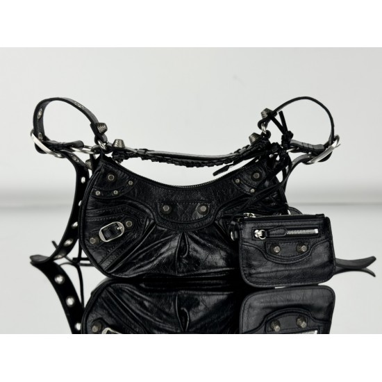 Balenciaga Le Cagole