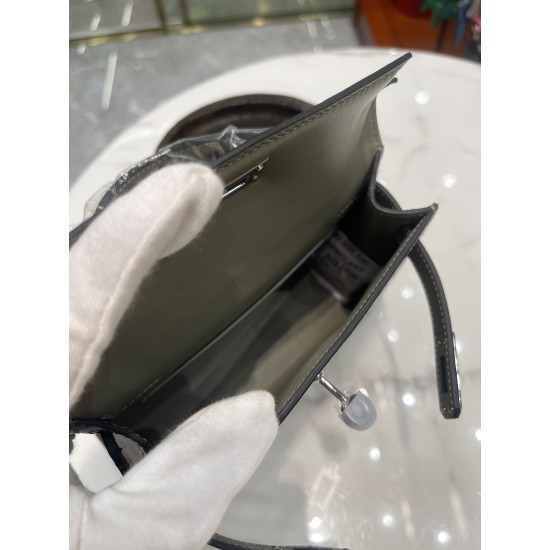 HERMÈS KELLY