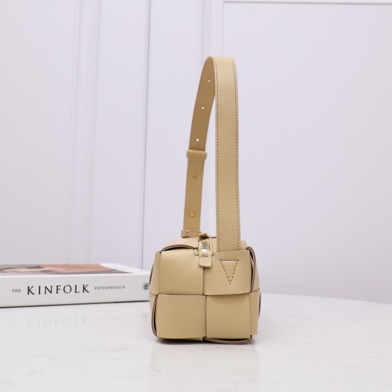 Bottega Veneta ​‍Cassette