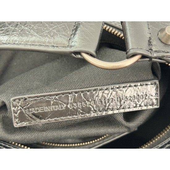 Balenciaga Le Cagole