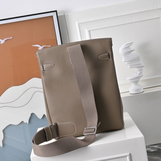 HERMÈS More