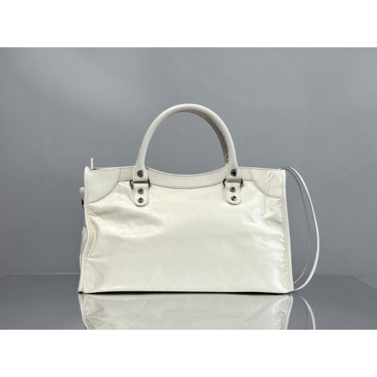 Balenciaga Le Cagole