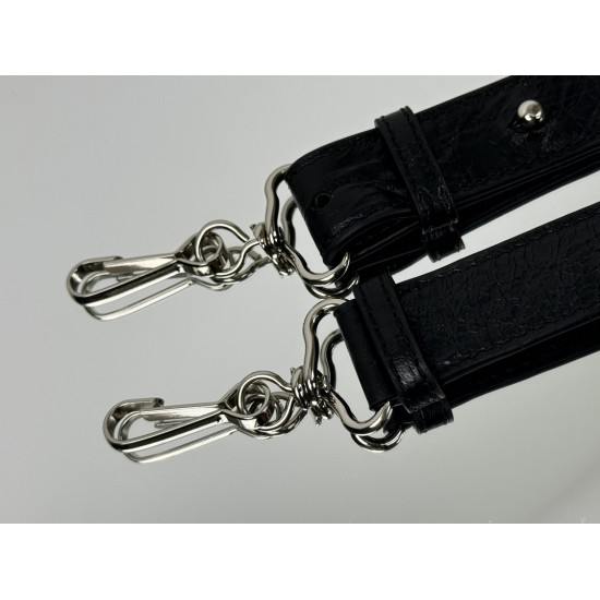 Balenciaga Le Cagole