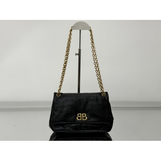 Balenciaga More ←
