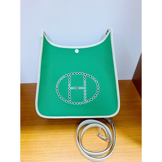 HERMÈS Evelyne