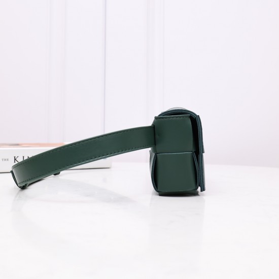 Bottega Veneta ​‍Cassette