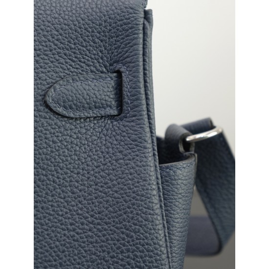 HERMÈS More