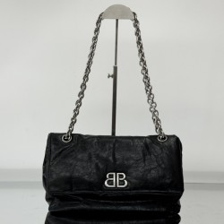 Balenciaga More ←