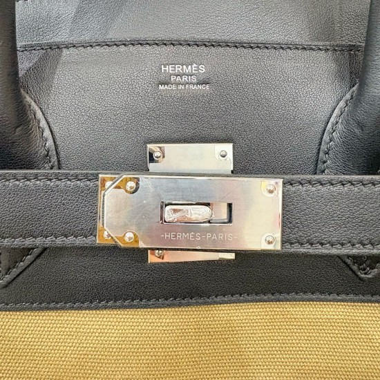 HERMÈS More