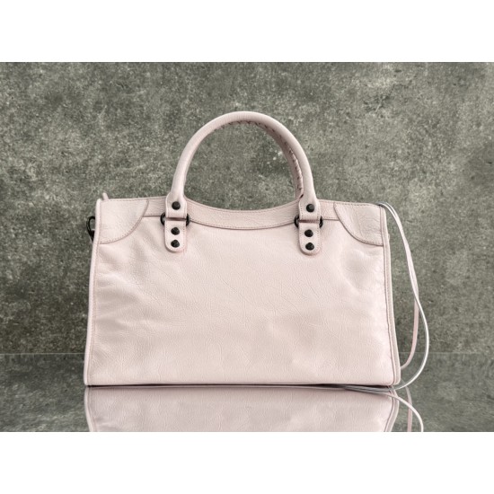 Balenciaga Le Cagole
