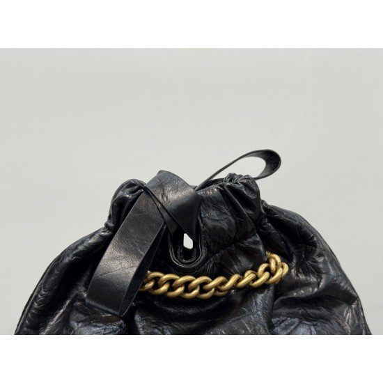 Balenciaga More ←