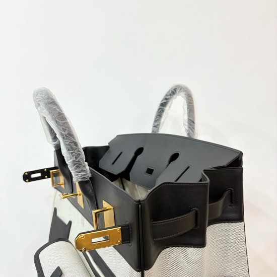 HERMÈS More