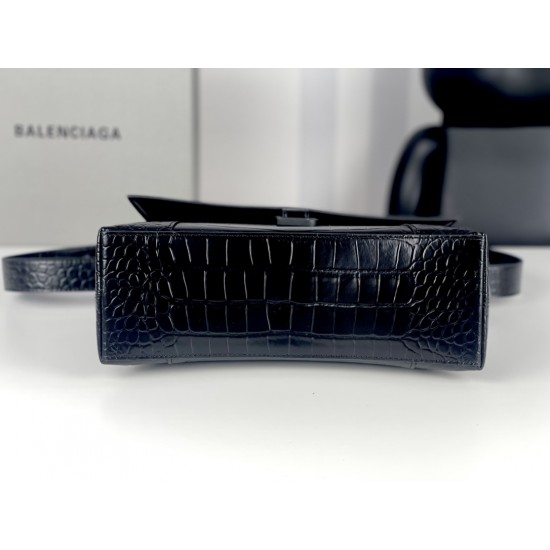 Balenciaga Downtown