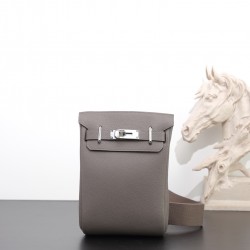 HERMÈS More