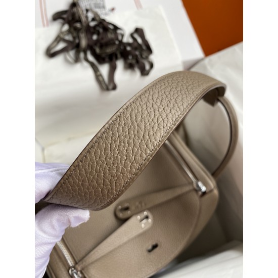 HERMÈS Lindy