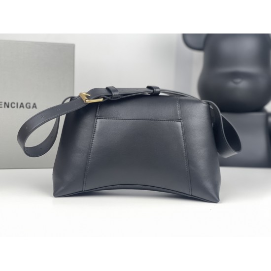 Balenciaga Downtown