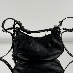 Balenciaga Le Cagole