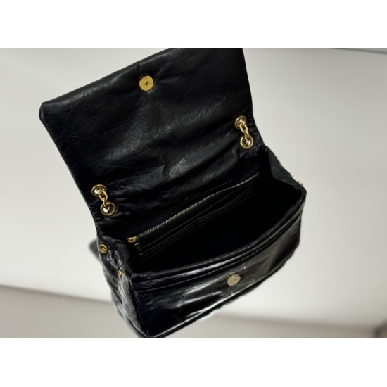 Balenciaga More ←