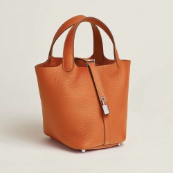Style：Picotin lockColour：93/sliverSize：18cmLeather：clemenceHardware：sliver菜篮18cm，橙色牛皮，银扣，高级全手工专属定制‼️