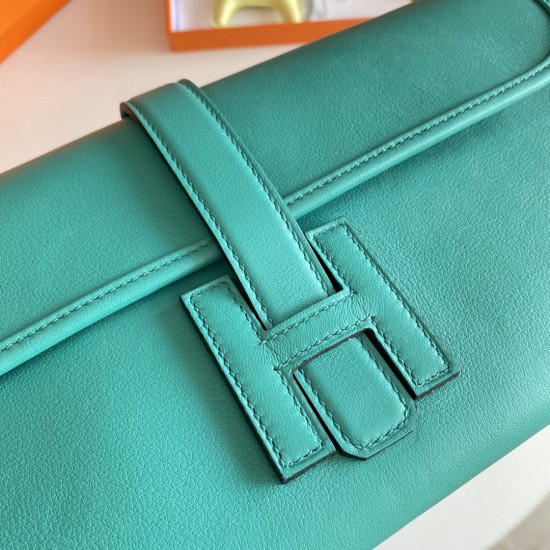 HERMÈS Clutchs