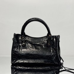 Balenciaga Le Cagole