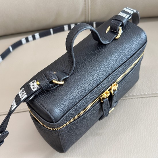 BURBERRY BAGS