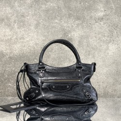 Balenciaga Neo Classic