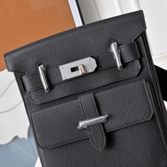 HERMÈS More