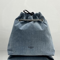 Balenciaga More ←