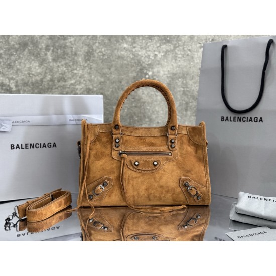 Balenciaga Le Cagole