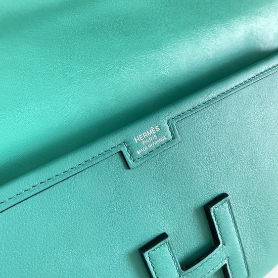 HERMÈS Clutchs