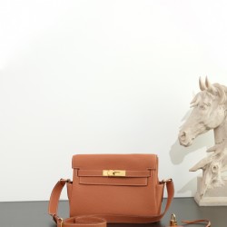 HERMÈS More