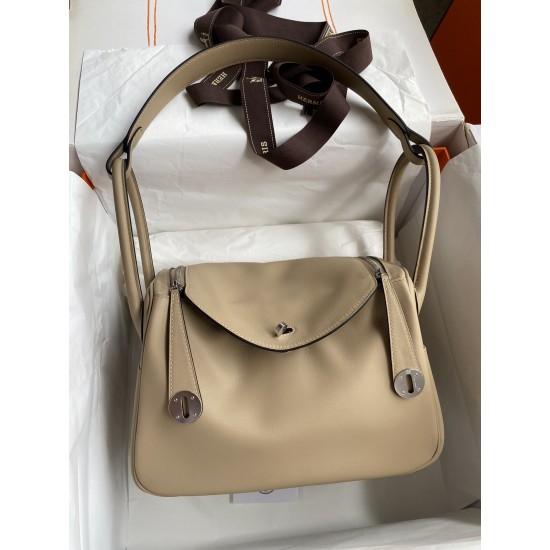 HERMÈS Lindy