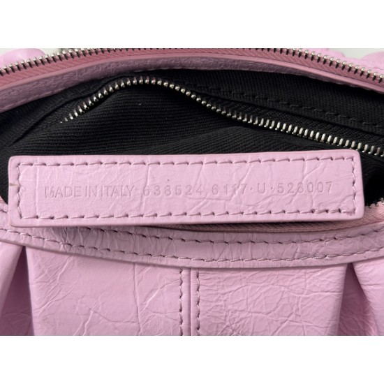 Balenciaga More ←