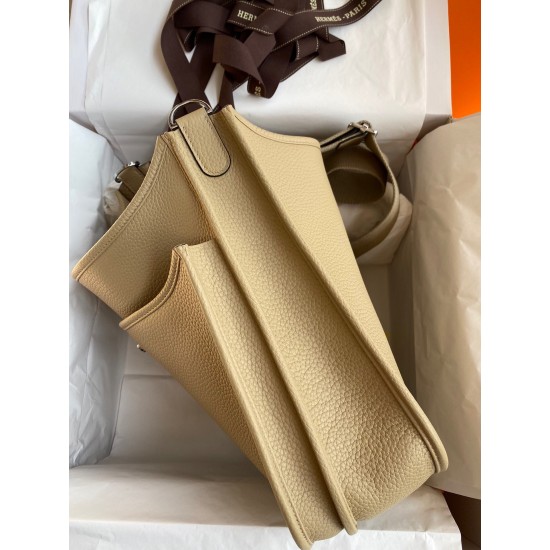 HERMÈS Evelyne